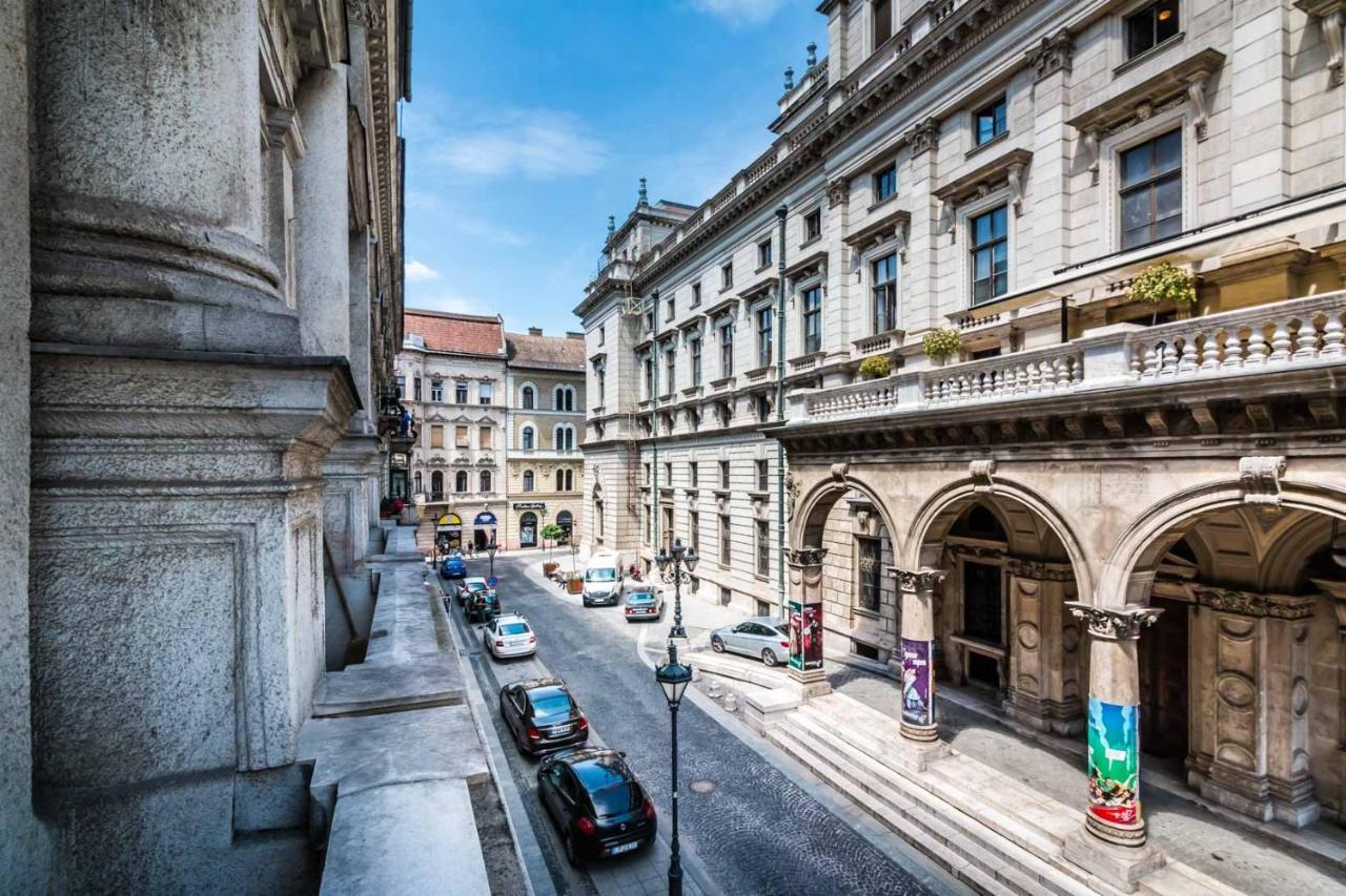 Opera Balkony Luxury Apartment With Free Parking Будапеща Екстериор снимка