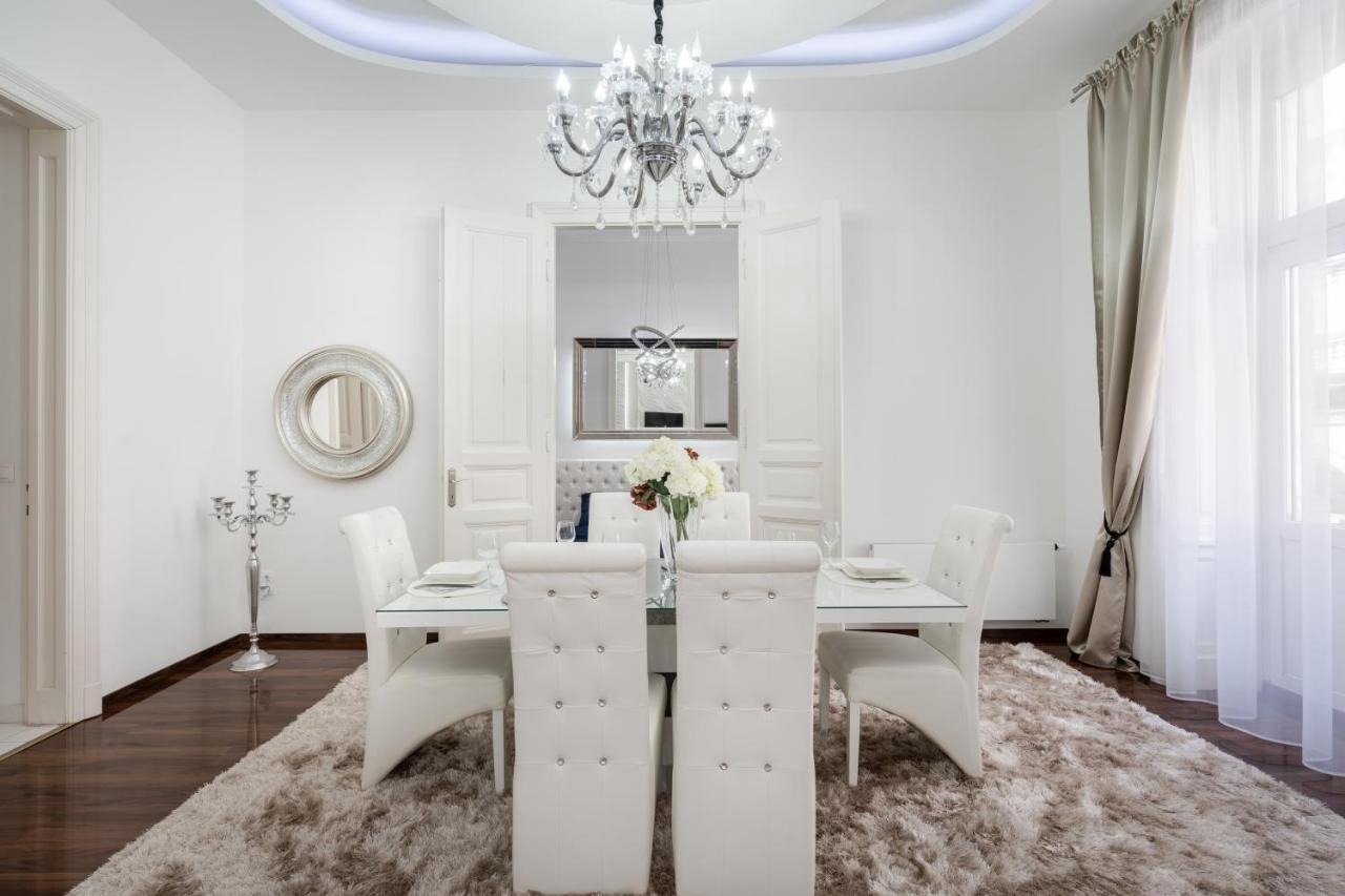 Opera Balkony Luxury Apartment With Free Parking Будапеща Екстериор снимка