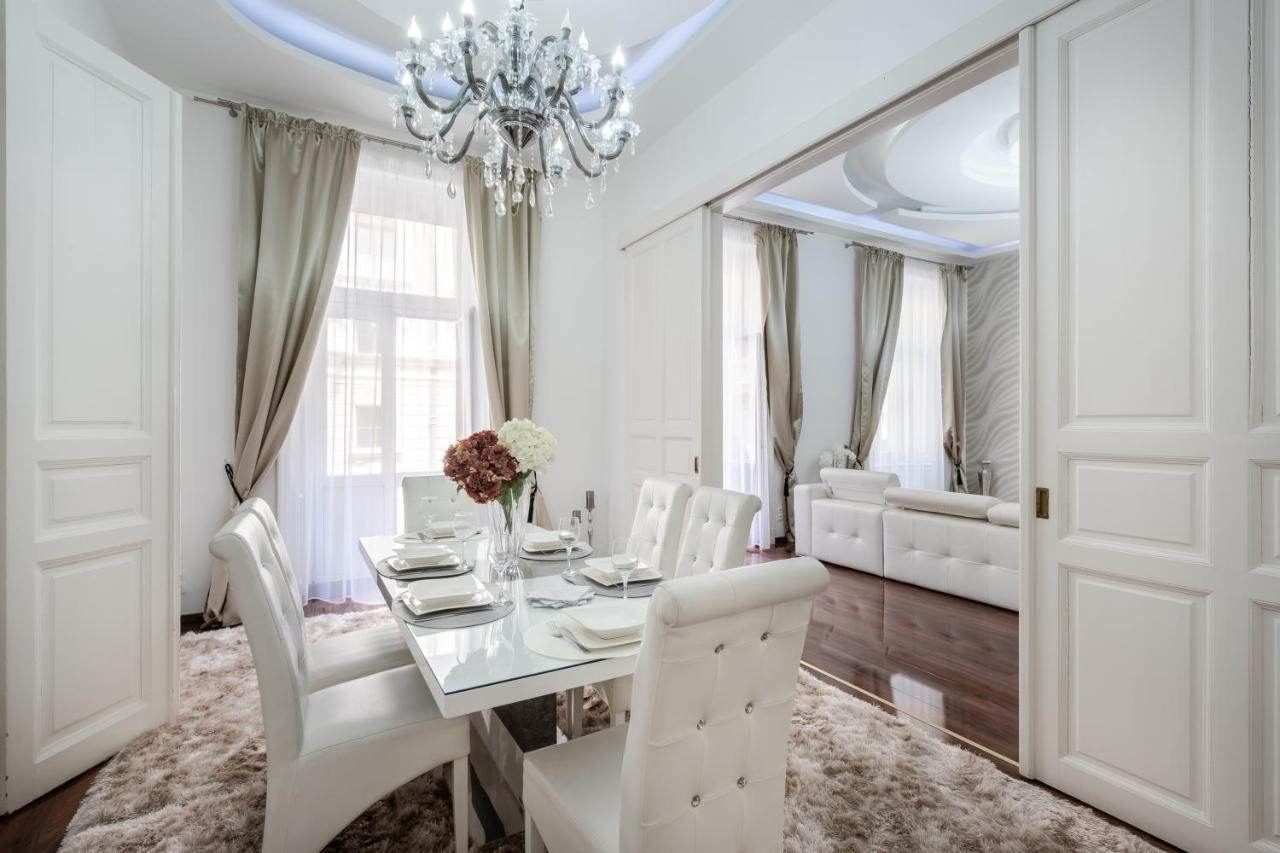 Opera Balkony Luxury Apartment With Free Parking Будапеща Екстериор снимка