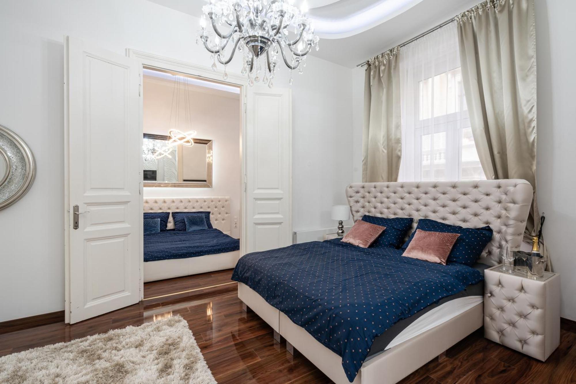 Opera Balkony Luxury Apartment With Free Parking Будапеща Екстериор снимка